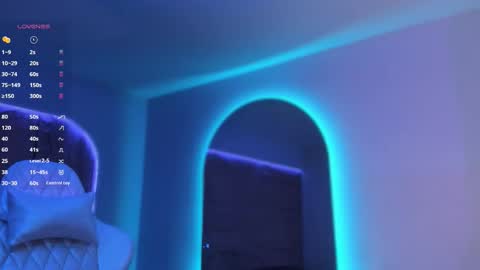 hannahmonttgomery  Help me reach 100 Hands up online show from 02/27/26, 04:40