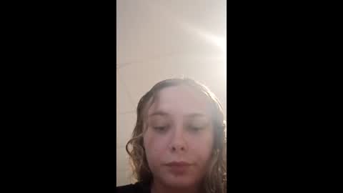 hannahniccole2003 online show from 06/01/26, 07:37