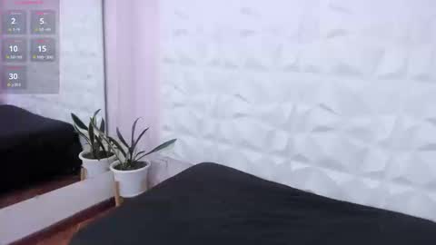 hannahtoons_ online show from 09/11/25, 10:10