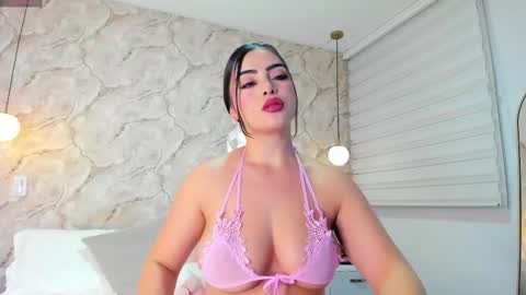 Camila online show from 03/02/25, 03:02