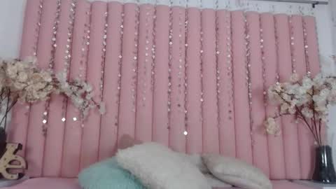 Hanna Venza online show from 12/21/25, 12:45