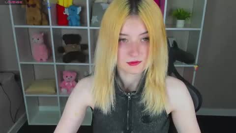 Snapshot of hannakoch chatting on 07/03/26, 12:17 Hanna online show from 07/03/26, 12:17
