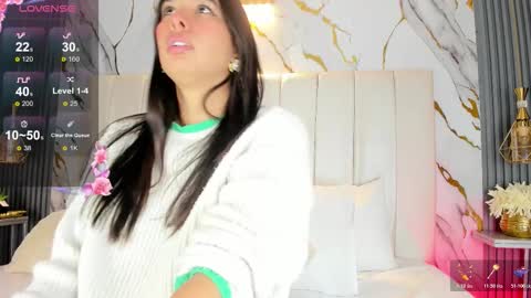 HannaPaola online show from 12/01/25, 10:37