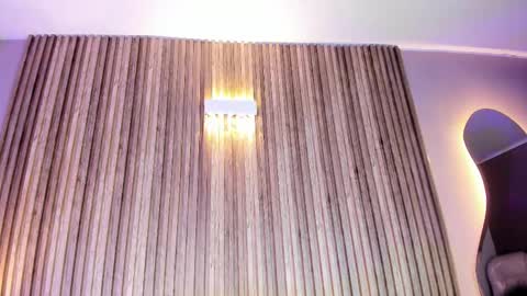 HannaPaola online show from 12/15/25, 10:36