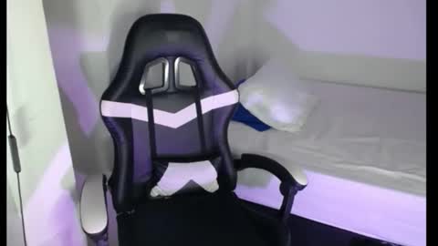 hanna online show from 02/05/26, 01:43