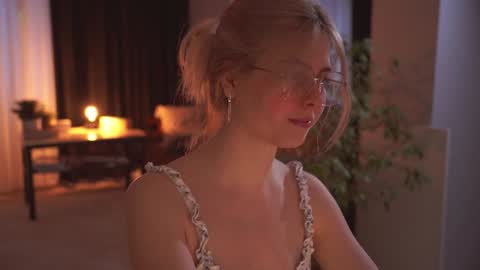 Hanna online show from 01/19/25, 05:05