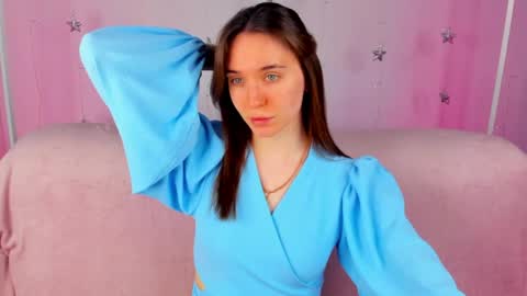 Hannavanilla online show from 04/11/26, 08:51