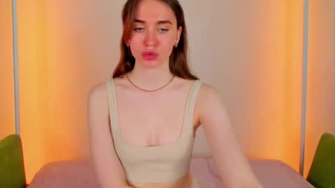 Snapshot of hannavanilla chatting on 05/16/26, 10:36 Hannavanilla online show from 05/16/26, 10:36