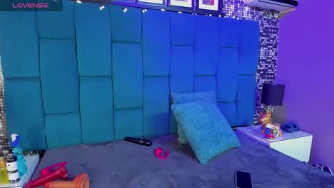 Hanny  online show from 12/22/25, 11:51