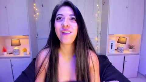 hannyk_ online show from 07/19/26, 04:22