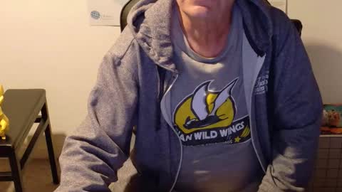 charly online show from 11/03/25, 08:32