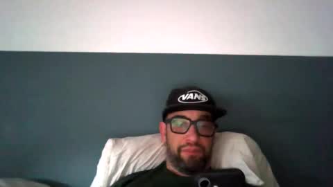 hansjegezoien online show from 04/16/26, 11:55