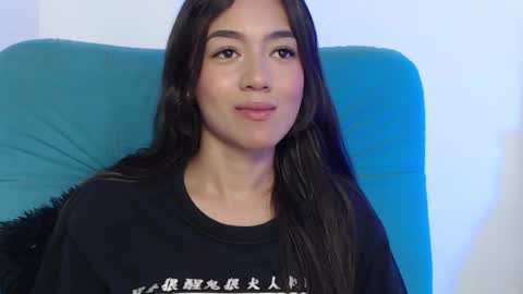 Snapshot of hantonella chatting on 12/13/24, 04:16 Anto online show from 12/13/24, 04:16