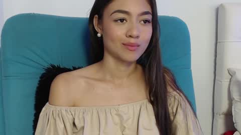 Snapshot of hantonella chatting on 12/20/24, 03:10 Anto online show from 12/20/24, 03:10