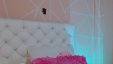 Snapshot of hantonella chatting on 10/08/25, 06:16 Anto online show from 10/08/25, 06:16