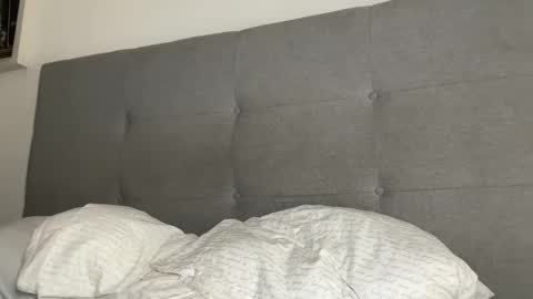 hanzlagerfelt online show from 09/29/25, 10:03