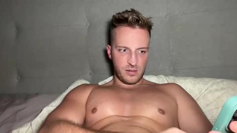 hanzlagerfelt online show from 10/15/25, 11:16