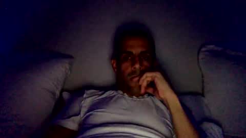 Snapshot of happy2334 chatting on 01/16/25, 01:36 skysky6969 online show from 01/16/25, 01:36