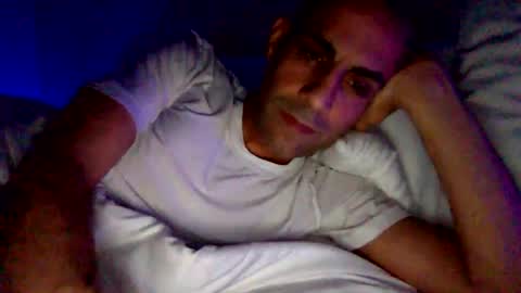 Snapshot of happy2334 chatting on 01/31/25, 03:00 skysky6969 online show from 01/31/25, 03:00