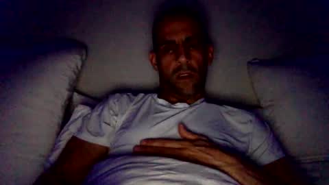 Snapshot of happy2334 chatting on 02/11/25, 12:16 skysky6969 online show from 02/11/25, 12:16