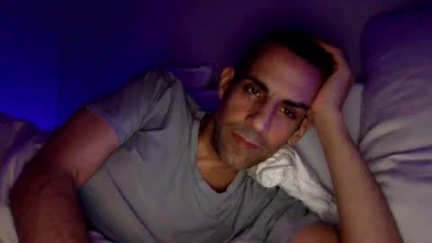 Snapshot of happy2334 chatting on 09/26/25, 01:53 skysky6969 online show from 09/26/25, 01:53