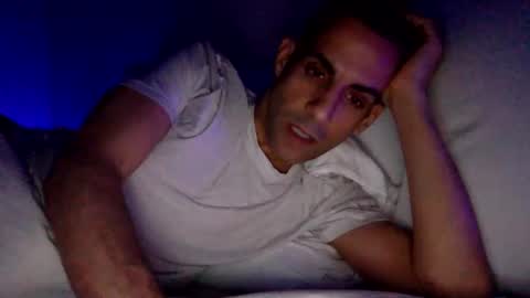 Snapshot of happy2334 chatting on 10/25/25, 02:56 skysky6969 online show from 10/25/25, 02:56