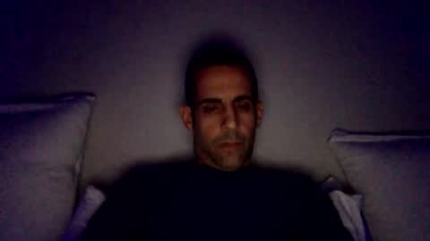 Snapshot of happy2334 chatting on 10/29/25, 11:34 skysky6969 online show from 10/29/25, 11:34