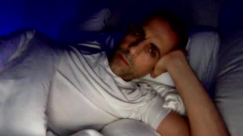 Snapshot of happy2334 chatting on 11/25/25, 10:37 skysky6969 online show from 11/25/25, 10:37