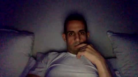 Snapshot of happy2334 chatting on 12/01/25, 10:09 skysky6969 online show from 12/01/25, 10:09