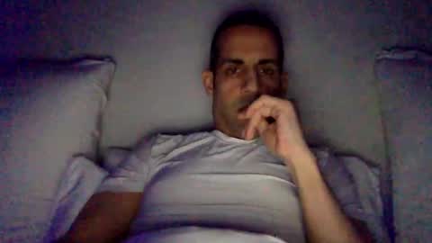 Snapshot of happy2334 chatting on 01/11/26, 04:23 skysky6969 online show from 01/11/26, 04:23