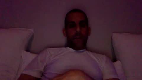 Snapshot of happy2334 chatting on 02/07/26, 01:37 skysky6969 online show from 02/07/26, 01:37