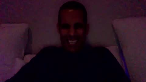 Snapshot of happy2334 chatting on 02/20/26, 08:20 skysky6969 online show from 02/20/26, 08:20