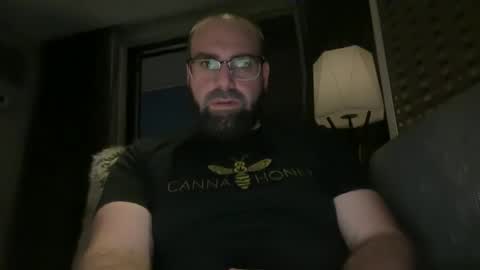 happy_cabbage online show from 12/03/24, 07:43