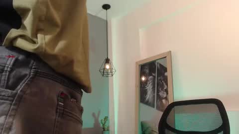 happy_hot7 online show from 02/14/25, 03:22