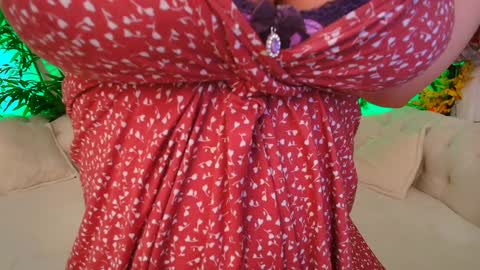 HappyAlice online show from 12/11/24, 09:19