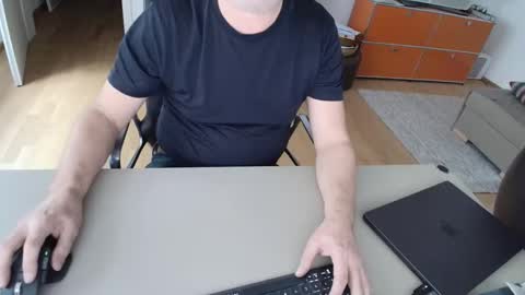 Cum for you online show from 04/03/26, 08:12