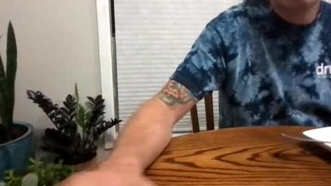 Snapshot of happycock04200 chatting on 12/19/24, 12:45 happycock04200 online show from 12/19/24, 12:45