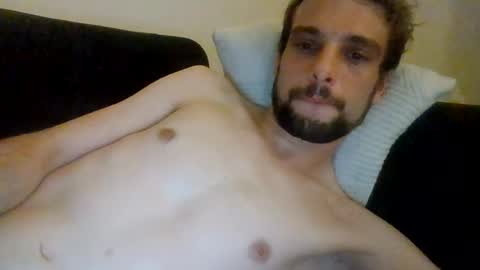 Snapshot of happyfunnyboy79 chatting on 07/13/26, 01:41 happyfunnyboy79 online show from 07/13/26, 01:41