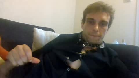 Snapshot of happyfunnyboy79 chatting on 07/19/26, 06:50 happyfunnyboy79 online show from 07/19/26, 06:50