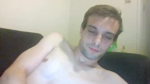 Snapshot of happyfunnyboy79 chatting on 07/21/26, 07:49 happyfunnyboy79 online show from 07/21/26, 07:49