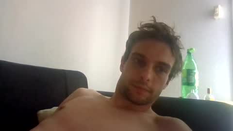 Snapshot of happyfunnyboy79 chatting on 07/23/26, 03:10 happyfunnyboy79 online show from 07/23/26, 03:10