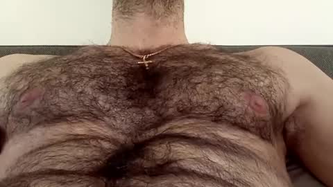 Snapshot of happyguy00000 chatting on 02/06/25, 02:15 Calvin Secret online show from 02/06/25, 02:15