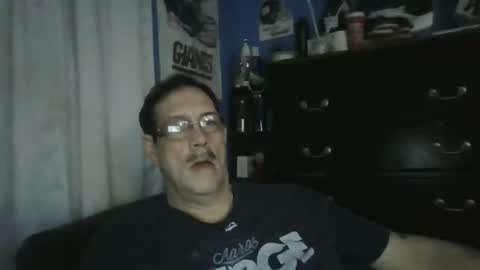 happyhappy4 online show from 11/24/25, 06:46