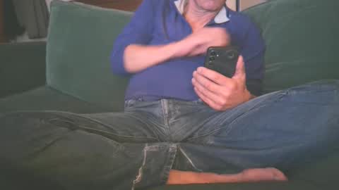 mark online show from 10/24/25, 09:11