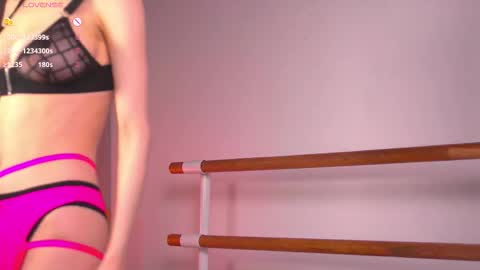 Evy  online show from 11/24/25, 12:21