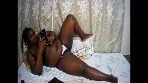 happysonia online show from 10/24/25, 12:34