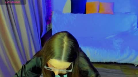 Stephanie online show from 02/05/26, 09:08