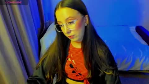 Snapshot of happystephanie chatting on 06/18/26, 07:18 Stephanie online show from 06/18/26, 07:18