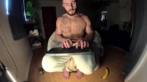 Leila online show from 04/27/26, 06:17