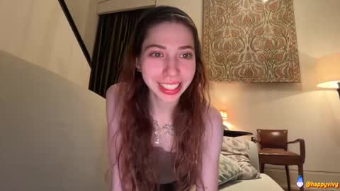 Snapshot of happyvivy chatting on 12/18/25, 12:38 Vivy online show from 12/18/25, 12:38